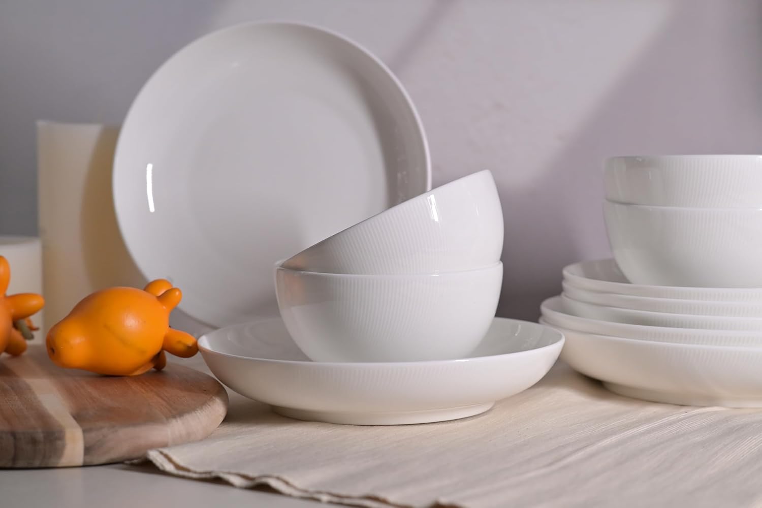 Bone China Dinnerware Set (12-Piece, Service for 4)
