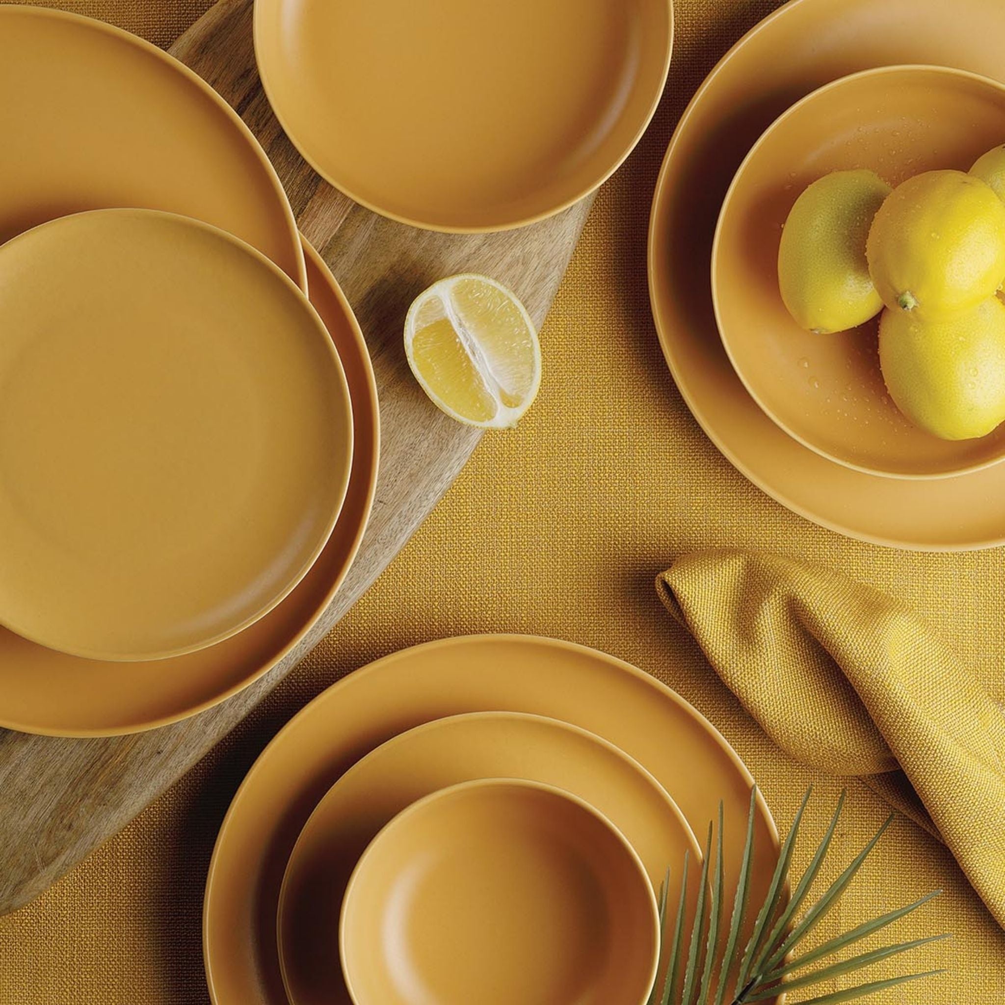 Yellow Porcelain Dinner Plate (27cm)