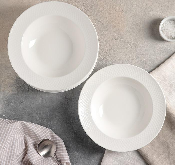 Embossed Rim White Porcelain Deep Plate 9"