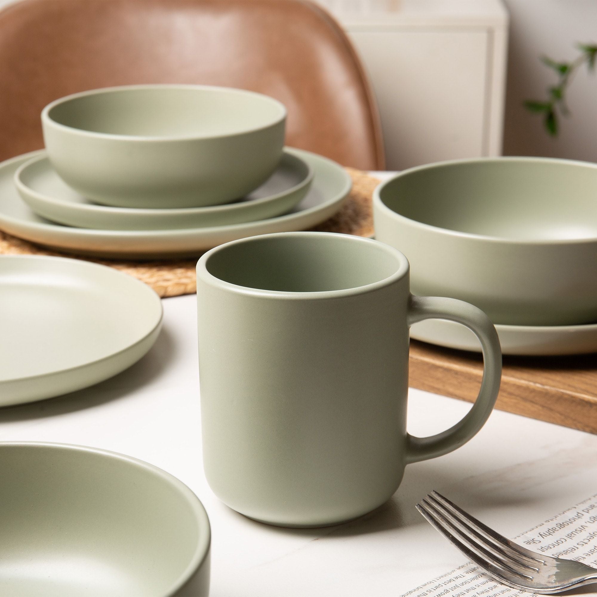 12-Piece Stoneware Dinnerware Set with Mugs