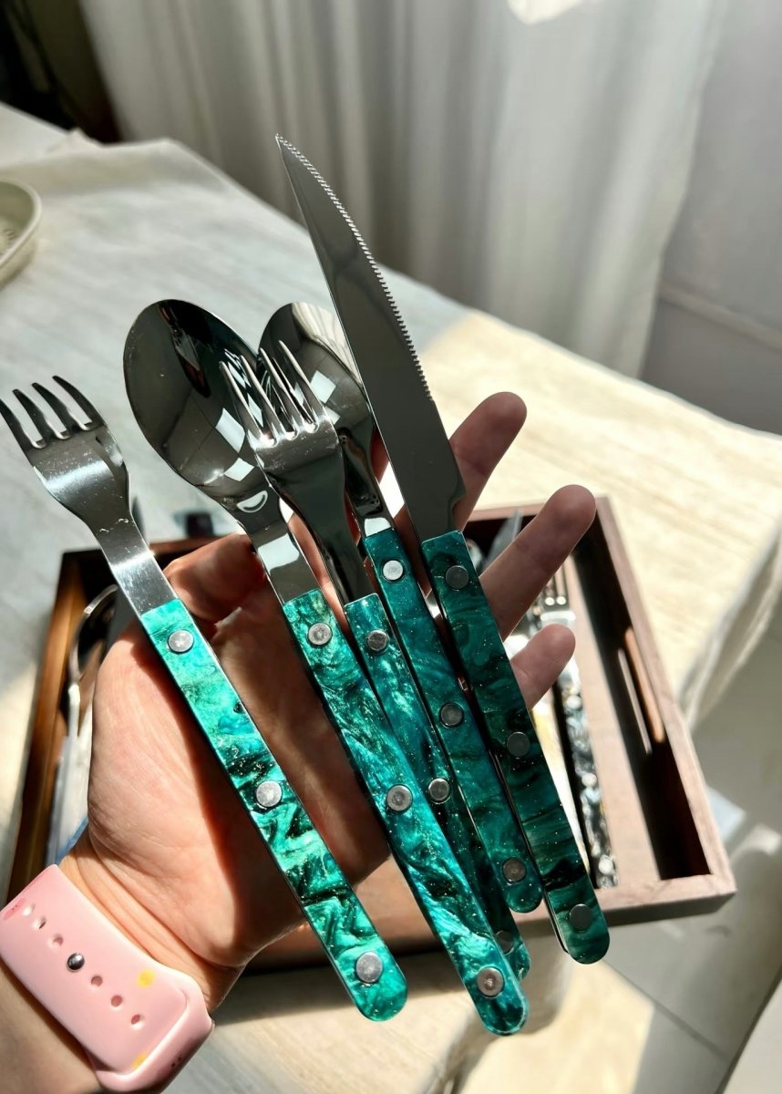 Terra Modern Flatware Set (Set of 10)
